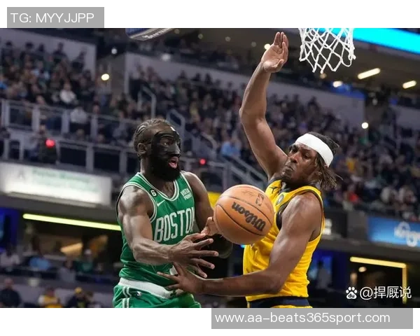 杰伦布朗上半场状态回暖8投4中贡献13分4篮板4助攻表现全面