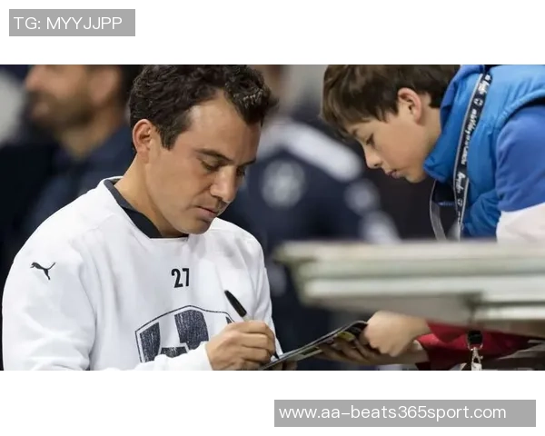 意大利前锋坎比亚吉因小腿不适退出国家队训练营影响备战情况