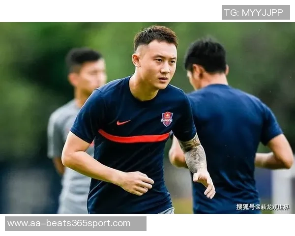 海港球员冯劲达成中国顶级联赛出场200场里程碑成为93年龄段第15位球员 海港球员冯劲达成中国顶级联赛出场200场里程碑成为93年龄段第15位球员